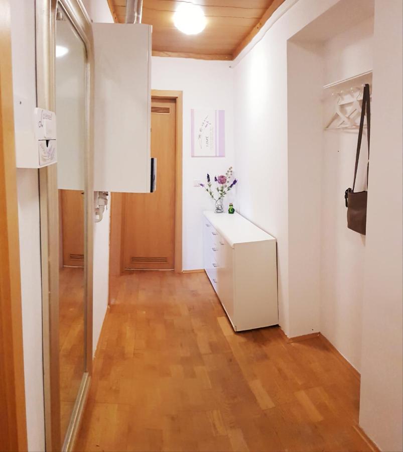 Elena Flat Lavendel Duisburg Zentrum Esterno foto