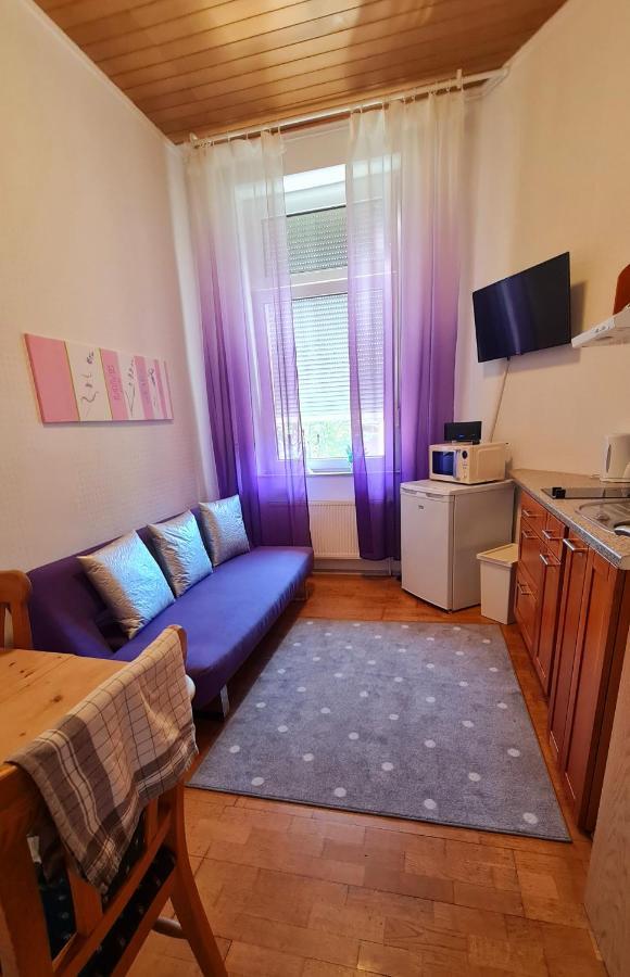 Elena Flat Lavendel Duisburg Zentrum Esterno foto